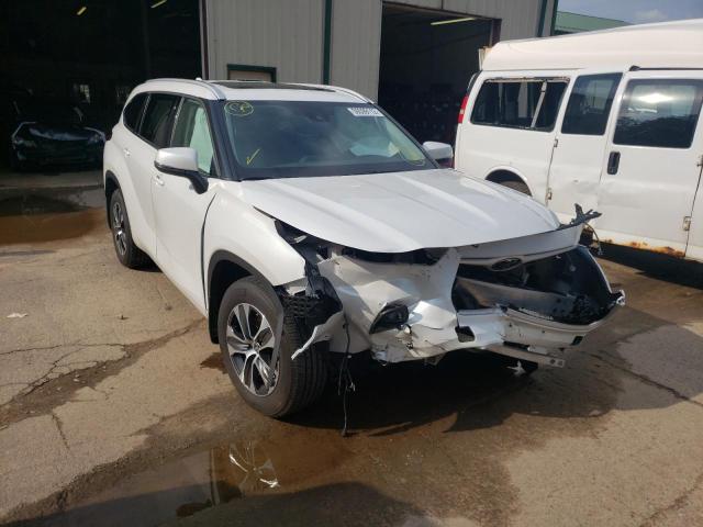 Photo 1 from auction – 2022 TOYOTA HIGHLANDER with VIN 5TDGZRBH1NS161652