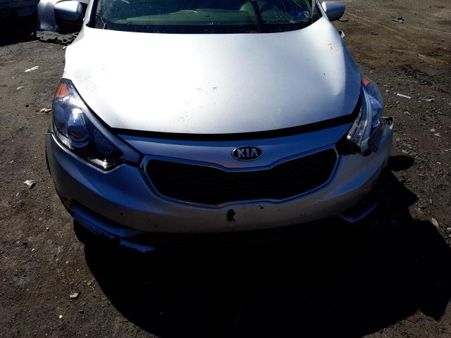 Photo 9 from auction – 2015 KIA FORTE LX with VIN KNAFK4A60F5297147