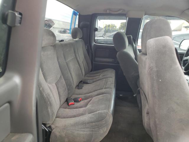 Photo 6 from auction – 2004 CHEVROLET SILVERADO with VIN 2GCEC19V141125228