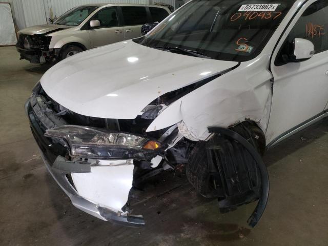 Photo 9 from auction – 2016 MITSUBISHI OUTLANDER with VIN JA4AD3A32GZ040437