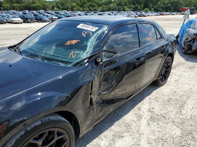 Photo 9 from auction – 2019 CHRYSLER 300 S with VIN 2C3CCABG4KH697437