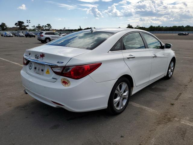 Photo 4 from auction – 2011 HYUNDAI SONATA with VIN 5NPEC4AB7BH303951