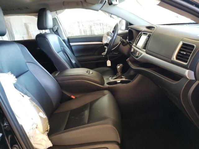 Photo 5 from auction – 2019 TOYOTA HIGHLANDER with VIN 5TDJGRFH5KS069428