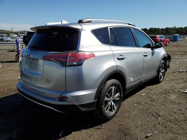 Photo 4 from auction – 2017 TOYOTA RAV4 XLE with VIN 2T3RFREVXHW641050