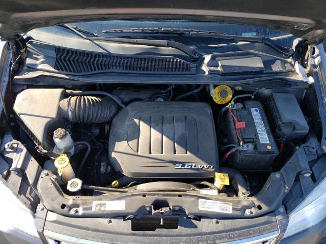 Photo 7 from auction – 2015 CHRYSLER TOWN & COU with VIN 2C4RC1BG0FR571632