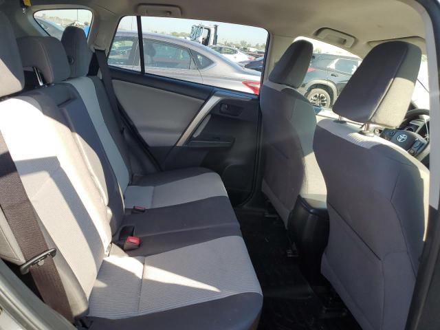 Photo 6 from auction – 2014 TOYOTA RAV4 LE with VIN JTMBFREV0ED054480