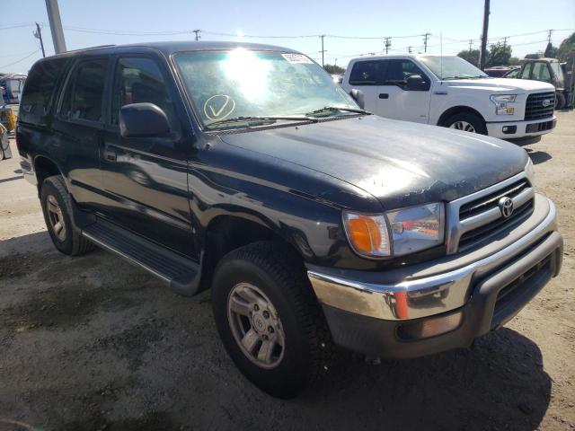 TOYOTA 4RUNNER 2000 with VIN JT3GM84R7Y0058004 - Photo from auction