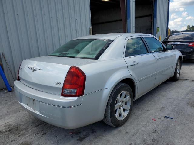 Photo 4 from auction – 2005 CHRYSLER 300 TOURIN with VIN 2C3JA53G95H137601