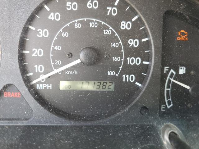 Photo 8 from auction – 2002 TOYOTA COROLLA CE with VIN 2T1BR12E92C565675