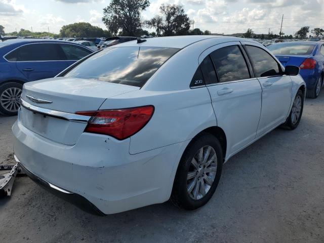 Photo 4 from auction – 2013 CHRYSLER 200 TOURIN with VIN 1C3CCBBG1DN731673
