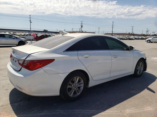 Photo 4 from auction – 2013 HYUNDAI SONATA GLS with VIN 5NPEB4AC8DH631572