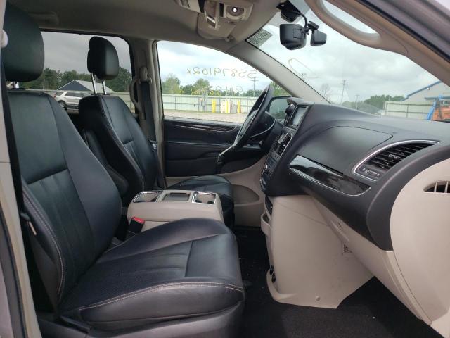 Photo 5 from auction – 2013 CHRYSLER TOWN & COU with VIN 2C4RC1CG4DR802723