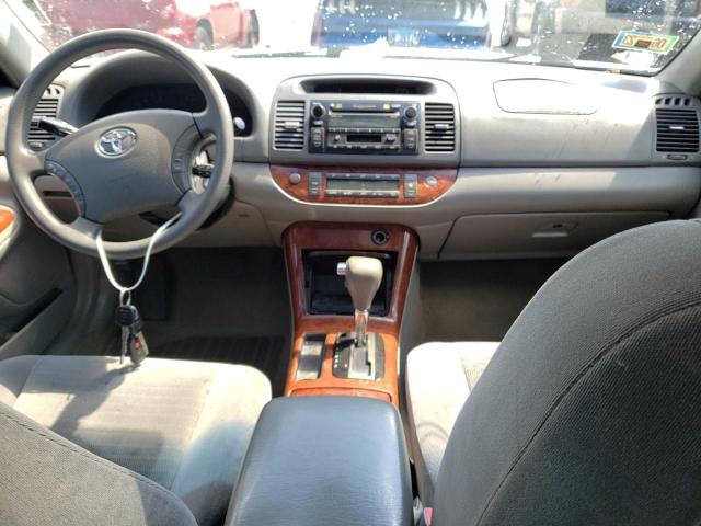 Photo 9 from auction – 2005 TOYOTA CAMRY LE with VIN 4T1BE32K25U950379