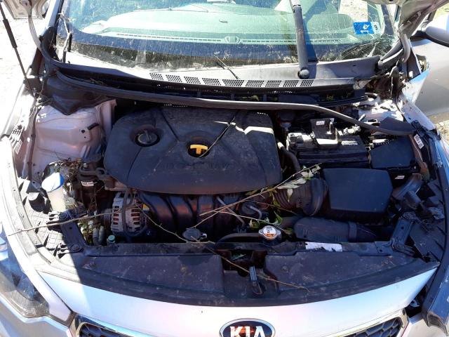 Photo 7 from auction – 2015 KIA FORTE LX with VIN KNAFK4A60F5297147