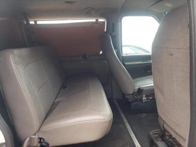Photo 6 from auction – 2000 FORD ECONOLINE with VIN 1FBSS31L5YHB71440