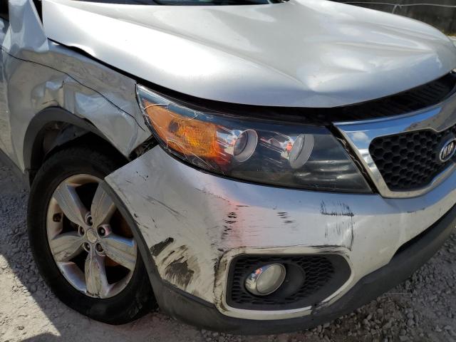 Photo 9 from auction – 2012 KIA SORENTO EX with VIN 5XYKU3A63CG299046