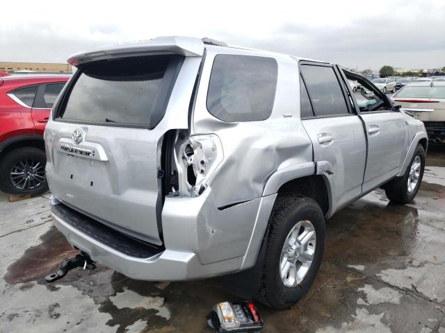 Photo 4 from auction – 2022 TOYOTA 4RUNNER SR with VIN JTEFU5JR1N5272720