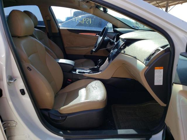 Photo 5 from auction – 2012 HYUNDAI SONATA HYB with VIN KMHEC4A46CA020656