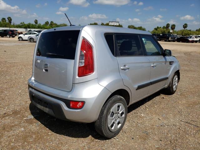 Photo 4 from auction – 2012 KIA SOUL with VIN KNDJT2A5XC7357179