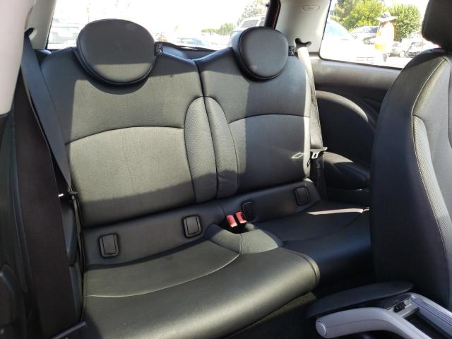 Photo 6 from auction – 2008 MINI COOPER with VIN WMWMF33508TT67982