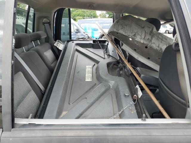 Photo 6 from auction – 2003 FORD EXPLORER S with VIN 1FMZU67E43UC14076