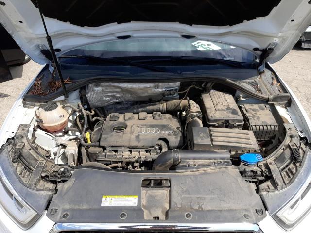 Photo 7 from auction – 2015 AUDI Q3 PREMIUM with VIN WA1BFCFS8FR002501
