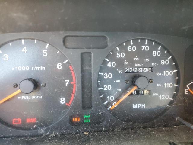 Photo 8 from auction – 1999 HONDA PASSPORT E with VIN 4S6CM58W9X4405531