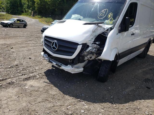 Photo 9 from auction – 2017 MERCEDES-BENZ SPRINTER 2 with VIN WD3PE7CD0HP508845