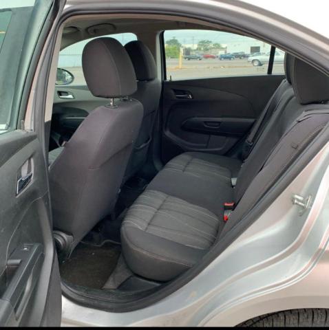 Photo 6 from auction – 2015 CHEVROLET SONIC LT with VIN 1G1JC5SHXF4145861