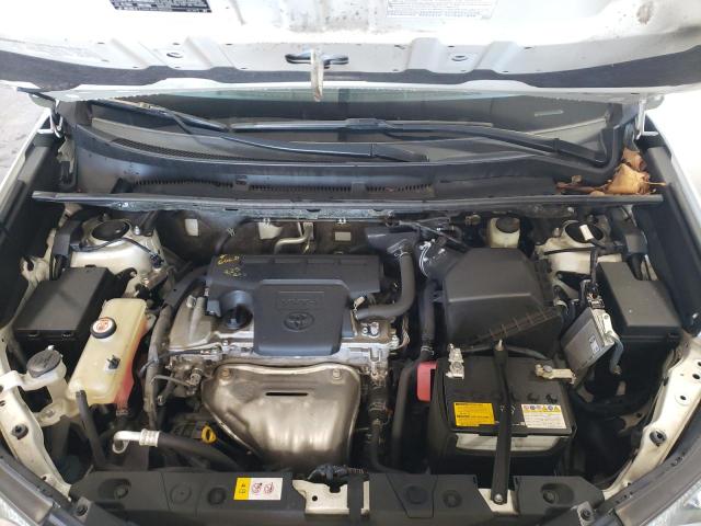 Photo 7 from auction – 2017 TOYOTA RAV4 XLE with VIN JTMRFREV9HJ701754