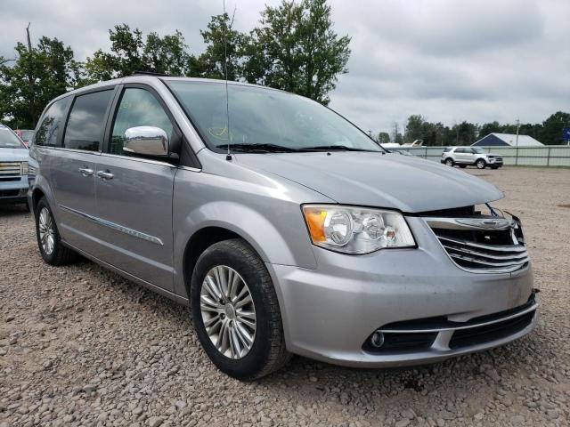 CHRYSLER TOWN & COU 2013 with VIN 2C4RC1CG4DR802723 - Photo from auction