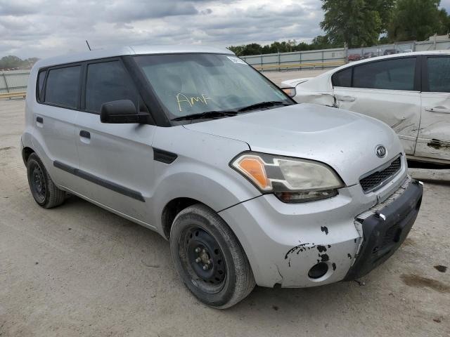 KIA SOUL 2010 with VIN KNDJT2A18A7031049 - Photo from auction