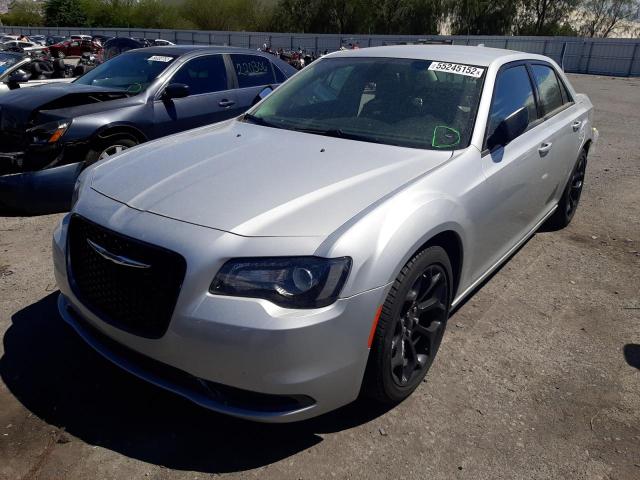 Photo 2 from auction – 2019 CHRYSLER 300 TOURIN with VIN 2C3CCAAG1KH590380