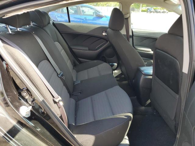 Photo 6 from auction – 2017 KIA FORTE LX with VIN 3KPFL4A76HE082629