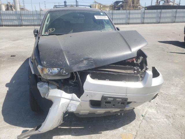 Photo 9 from auction – 2005 FORD ESCAPE HEV with VIN 1FMYU95H05KE01369