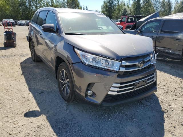 TOYOTA HIGHLANDER 2018 مع رقم تعريف المركبة 5TDJZRFH0JS860877 - صورة من المزاد