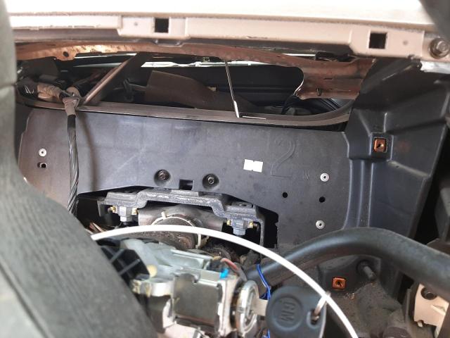 Photo 8 from auction – 2005 GMC NEW SIERRA with VIN 2GTEC13T551114631