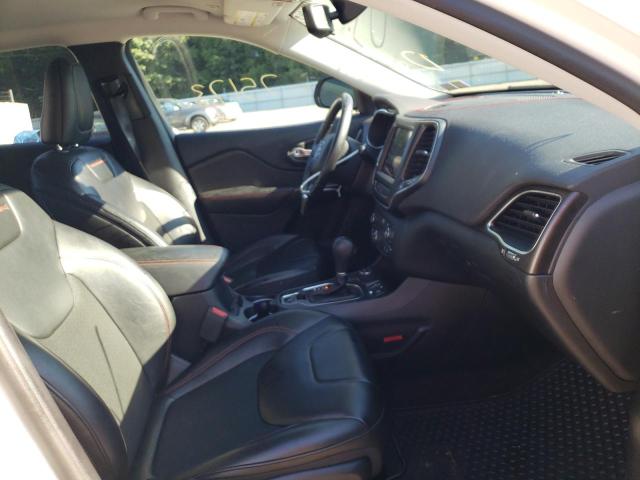 Photo 5 from auction – 2019 JEEP CHEROKEE T with VIN 1C4PJMBX5KD147083