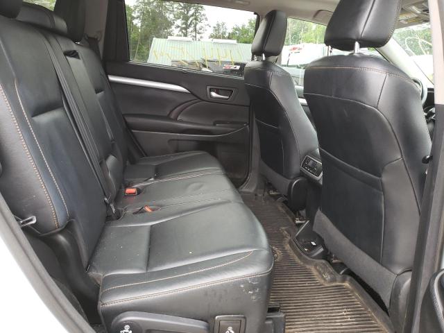 Photo 6 from auction – 2017 TOYOTA HIGHLANDER with VIN 5TDJZRFH9HS514188