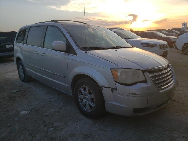 Photo 1 from auction – 2010 CHRYSLER TOWN & COU with VIN 2A4RR5D18AR192718