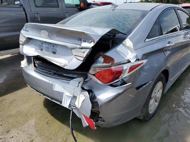 Photo 9 from auction – 2014 HYUNDAI SONATA HYB with VIN KMHEC4A44EA112979