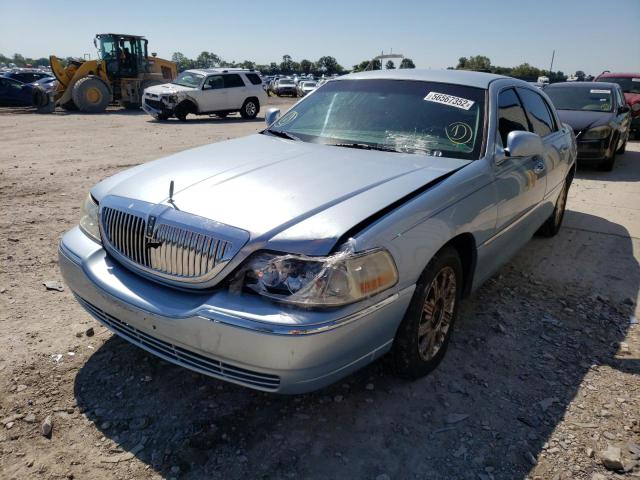 Photo 2 from auction – 2008 LINCOLN TOWN CAR S with VIN 2LNHM82V28X656174