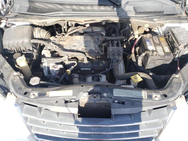 Photo 7 from auction – 2010 CHRYSLER TOWN & COU with VIN 2A4RR4DE6AR137696
