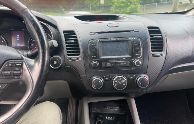 Photo 9 from auction – 2014 KIA FORTE EX with VIN KNAFZ4A8XE5058359