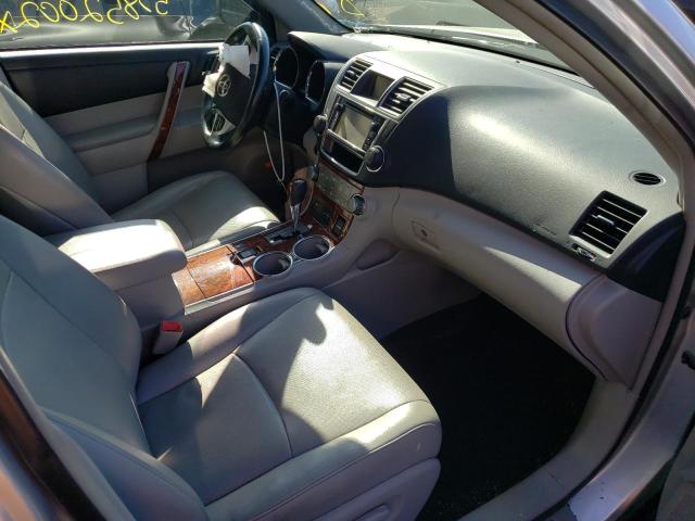 Photo 5 from auction – 2013 TOYOTA HIGHLANDER with VIN 5TDDK3EH4DS258620