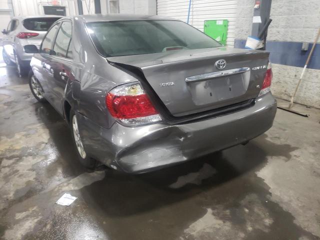 Photo 9 from auction – 2005 TOYOTA CAMRY LE with VIN 4T1BF30K15U620720