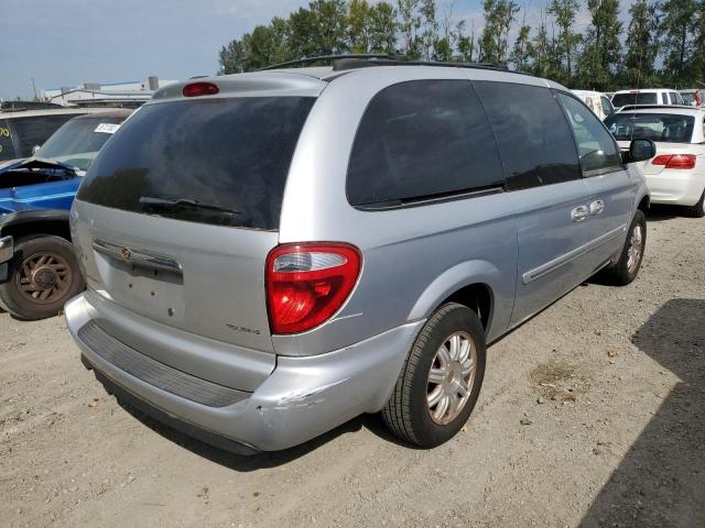 Photo 4 from auction – 2006 CHRYSLER TOWN & COU with VIN 2A4GP54L26R666748
