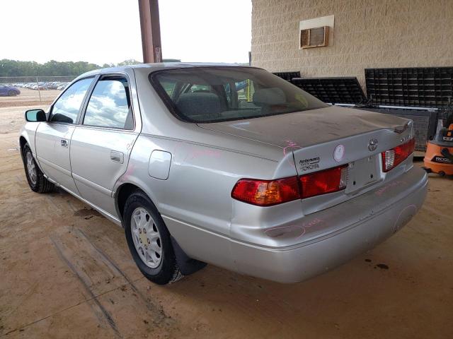 Photo 3 from auction – 2000 TOYOTA CAMRY CE with VIN 4T1BG22K5YU638663