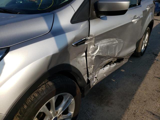 Photo 9 from auction – 2017 FORD ESCAPE SE with VIN 1FMCU0GDXHUC44491