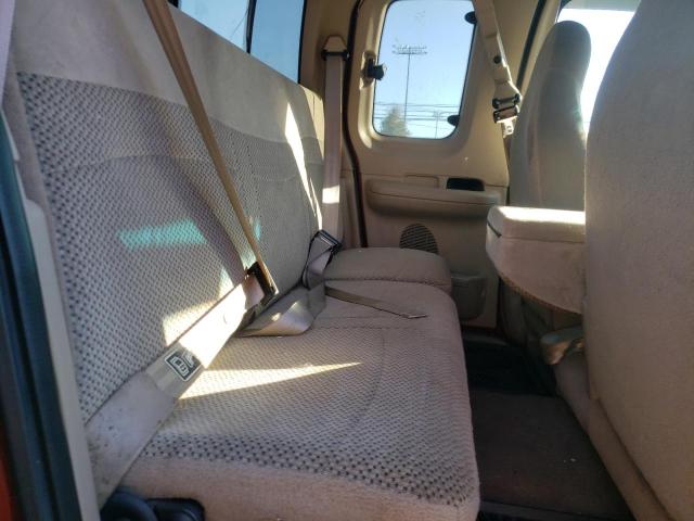 Photo 6 from auction – 2000 FORD F150 with VIN 1FTRX18W2YNA68834